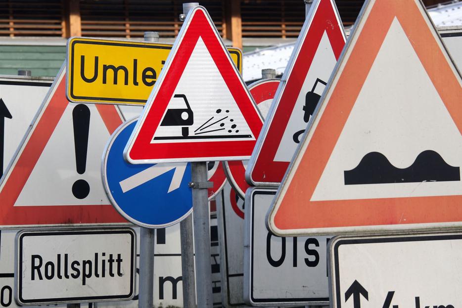 Schilderwald im Ruhrgebiet