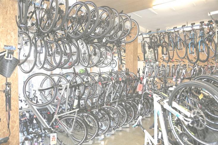 Fahrräder und E-Bikes in Castrop bei Anderl